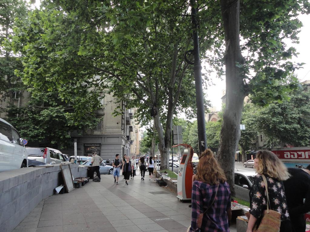 Art House Petunia Apartamento Tbilisi Exterior foto