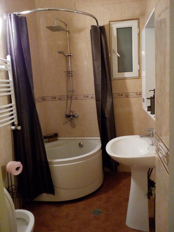 Art House Petunia Apartamento Tbilisi Exterior foto