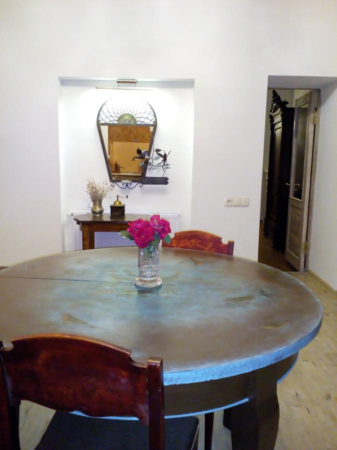 Art House Petunia Apartamento Tbilisi Exterior foto