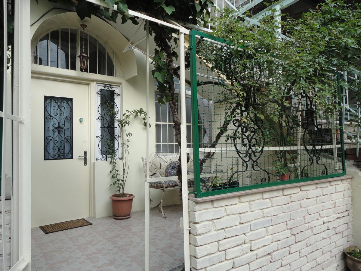 Art House Petunia Apartamento Tbilisi Exterior foto