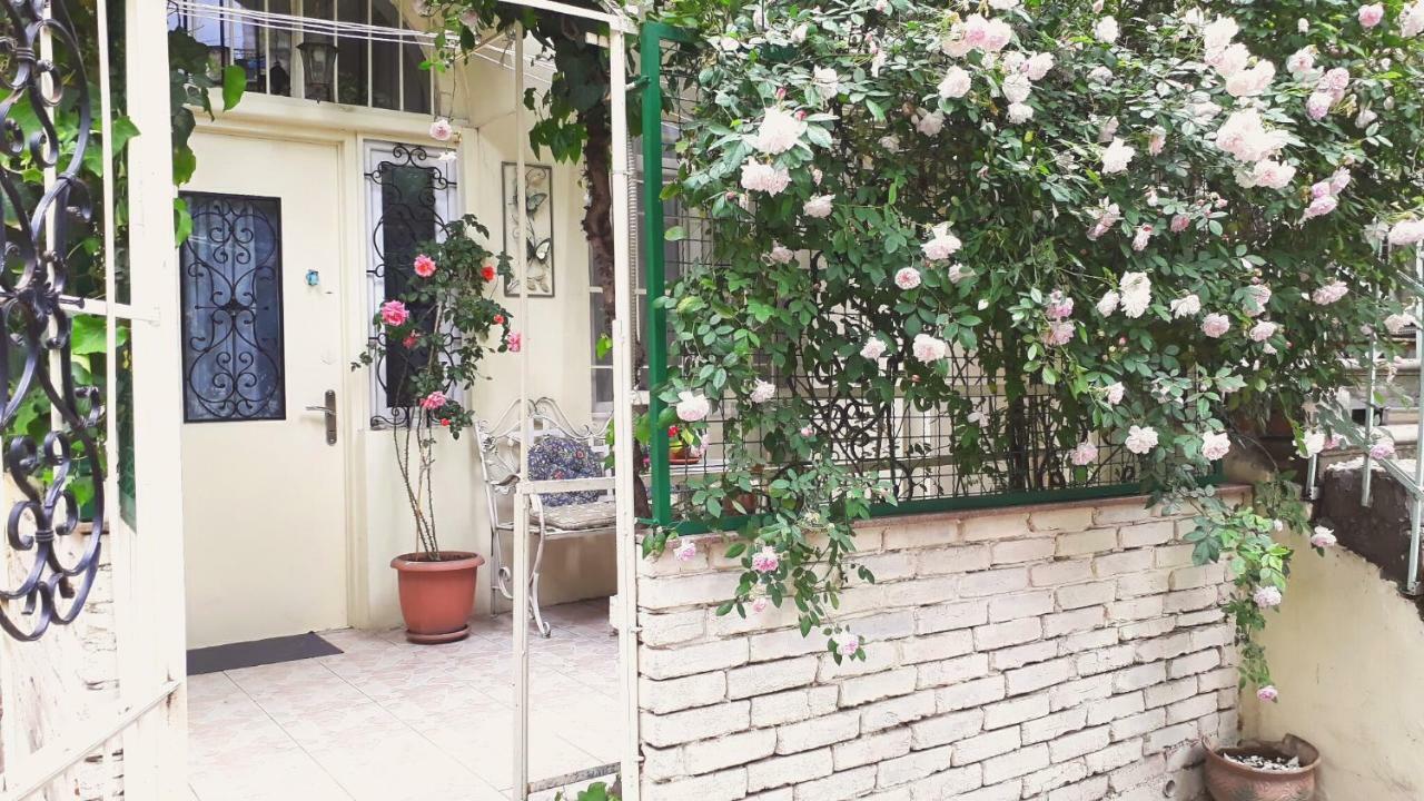 Art House Petunia Apartamento Tbilisi Exterior foto